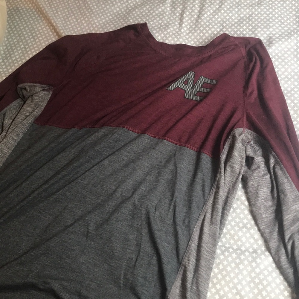 American Eagle Long-sleeve Shirt